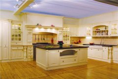 纷繁的花草图案为从